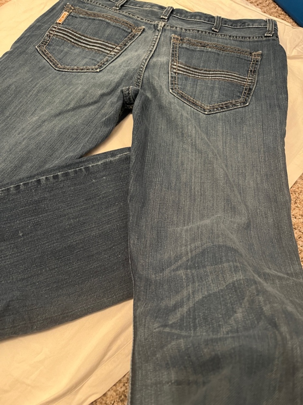 Cinch Ian Mens  Boot Cut Jeans in Light Blue Wash
Size 36x36 - Picture 6 of 8